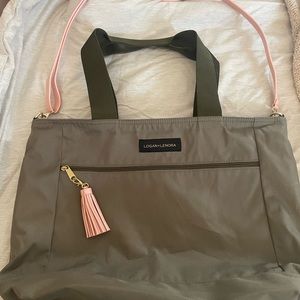 Logan & Lenora Daytripper Bag